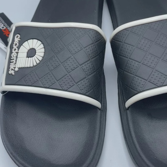 NEW Men's Akademiks Cross Side Striped Logo Black Slide Slippers 13 - Picture 17 of 17